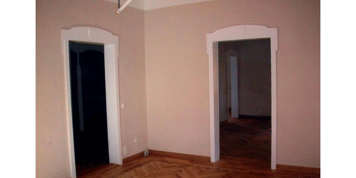 Etagenwohnung Weimar - 4 Zimmer, 142 m&sup2;, 1.400&euro; | Angebot:26490552