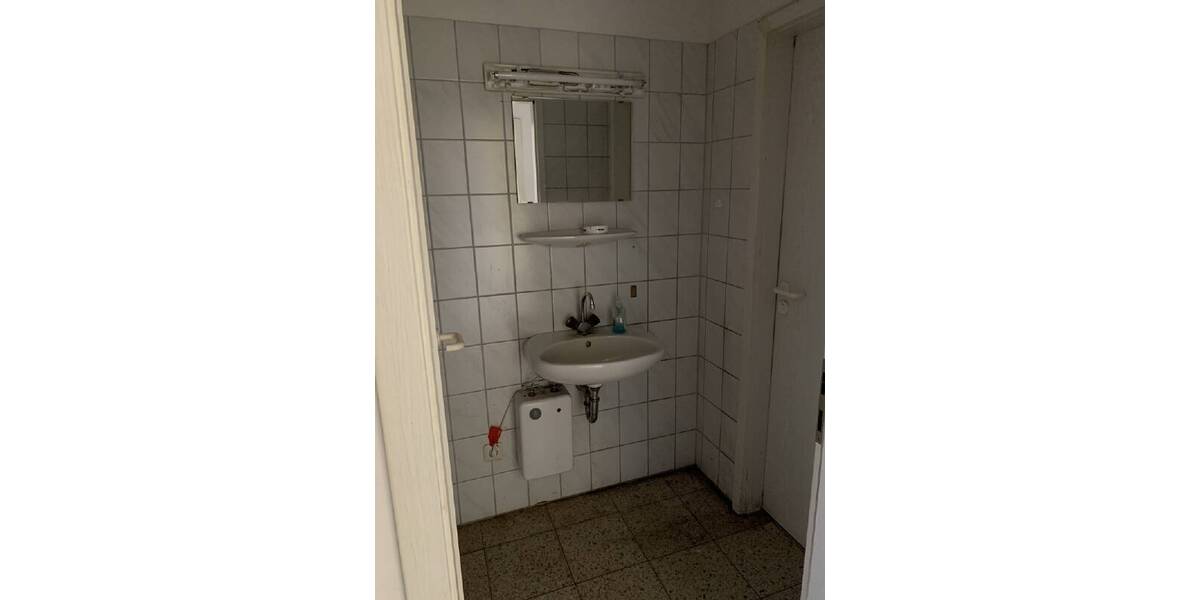 Gewerbeobjekt Ichtershausen Ichtershausen - 1.360&euro; | Angebot:26486088