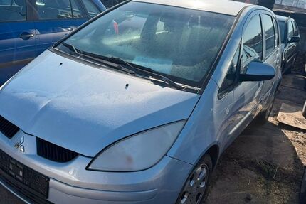 Mitsubishi Colt 132.000 km 2.900 &euro; Jena 07751