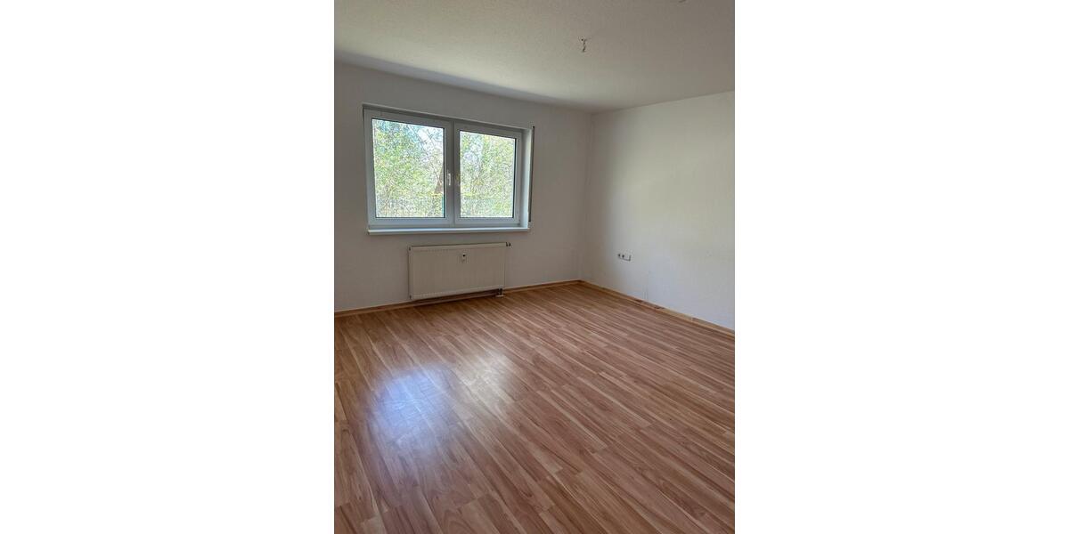 Erdgeschoßwohnung Weimar Ehringsdorf - 3.5 Zimmer, 96 m&sup2;, 1.050&euro; | Angebot:26384646