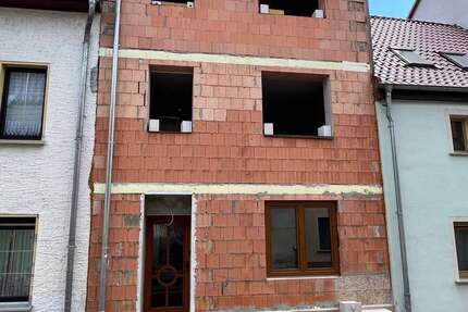 Haus Bad Sulza - 5 Zimmer, 127 m&sup2;, 35.000&euro; | Angebot:25922419