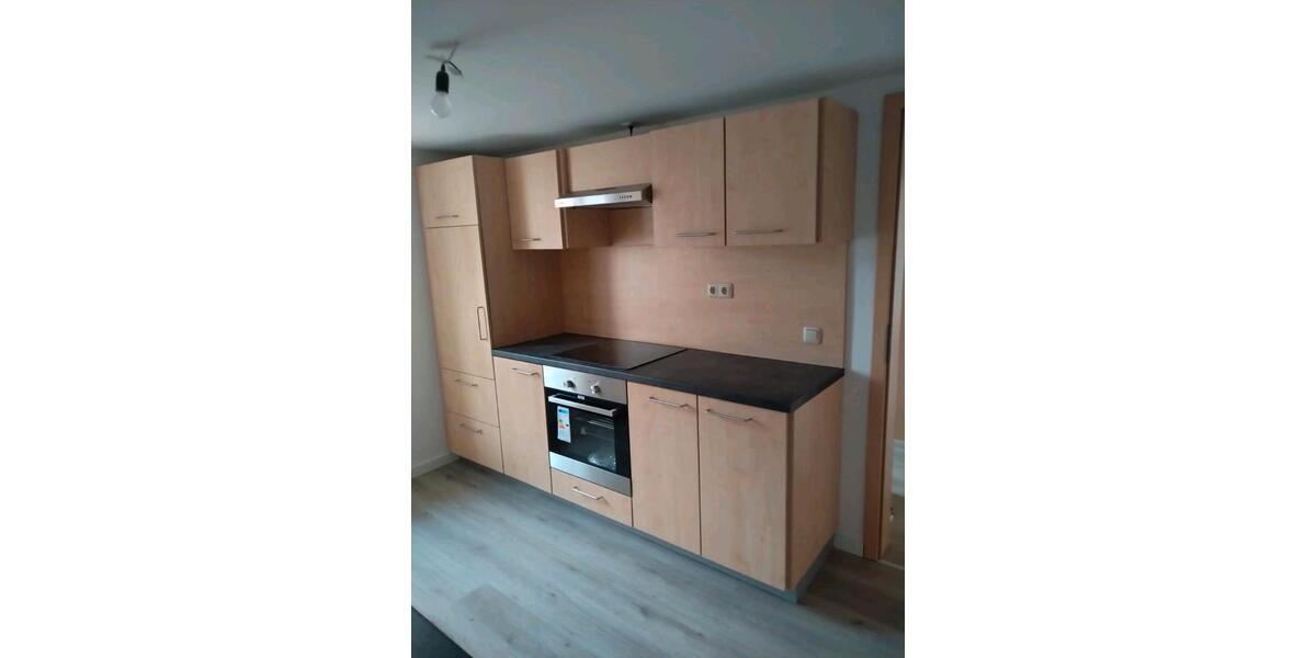 Dachgeschoßwohnung Buttstädt - 3 Zimmer, 75 m&sup2;, 750&euro; | Angebot:26003030
