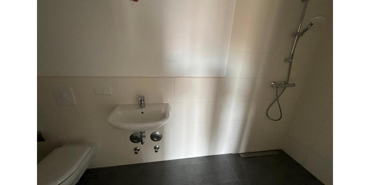 Etagenwohnung Erfurt Johannesvorstadt - 5 Zimmer, 142 m&sup2;, 2.041&euro; | Angebot:25570578