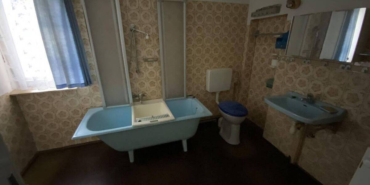 Einfamilienhaus Bad Sulza - 7 Zimmer, 150 m&sup2;, 85.000&euro; | Angebot:25676935