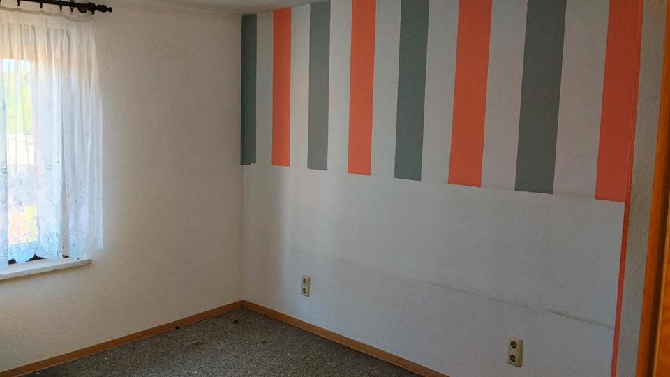 Einfamilienhaus Am Ettersberg - 7 Zimmer, 110 m&sup2;, 140.000&euro; | Angebot:27071067