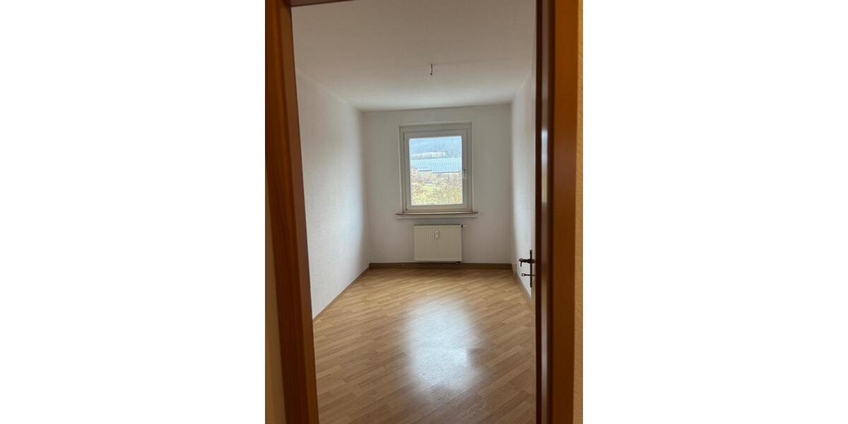 Dachgeschoßwohnung Jena Lobeda-Altstadt - 3 Zimmer, 73 m&sup2;, 780&euro; | Angebot:25055355