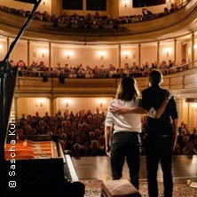 Be-Flügelt 2026 - Andreas Güstel & Julian Eilenberger - Ein Konzert in Wundern 22.04.2026 Löwensaal