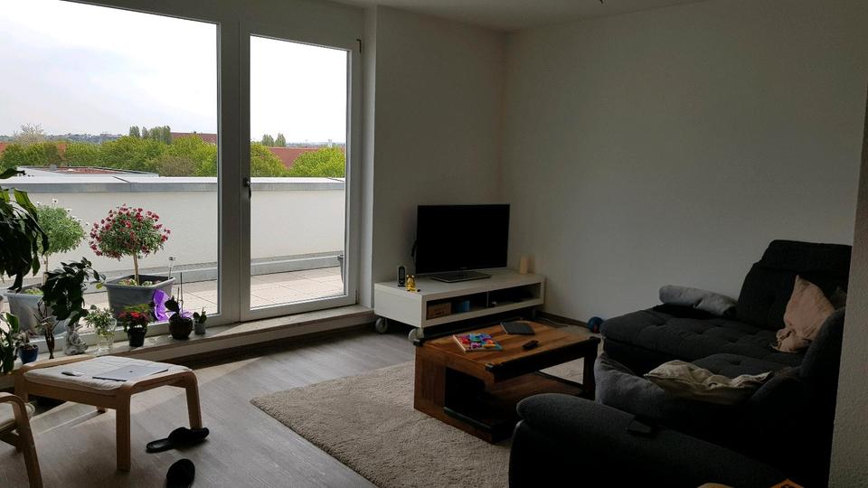 Dachgeschoßwohnung Erfurt Johannesplatz - 4 Zimmer, 146 m&sup2;, 2.000&euro; | Angebot:25922484