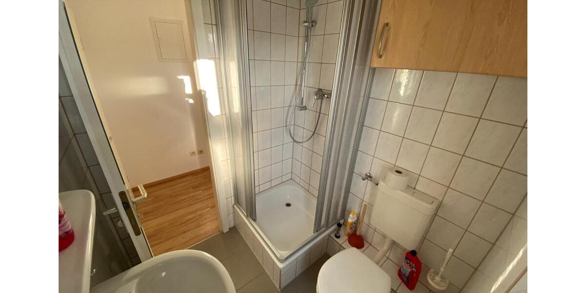 Dachgeschoßwohnung Jena Lobeda-Altstadt - 2 Zimmer, 41 m&sup2;, 594&euro; | Angebot:25417078