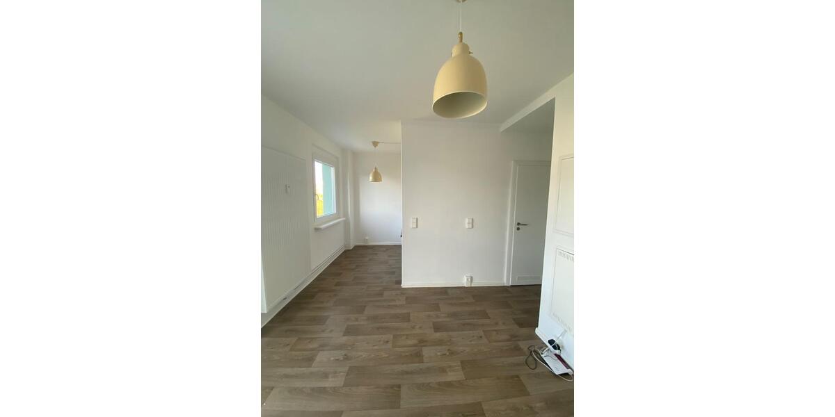 Etagenwohnung Jena Lobeda-Altstadt - 1 Zimmer, 24 m&sup2;, 140&euro; | Angebot:26384240