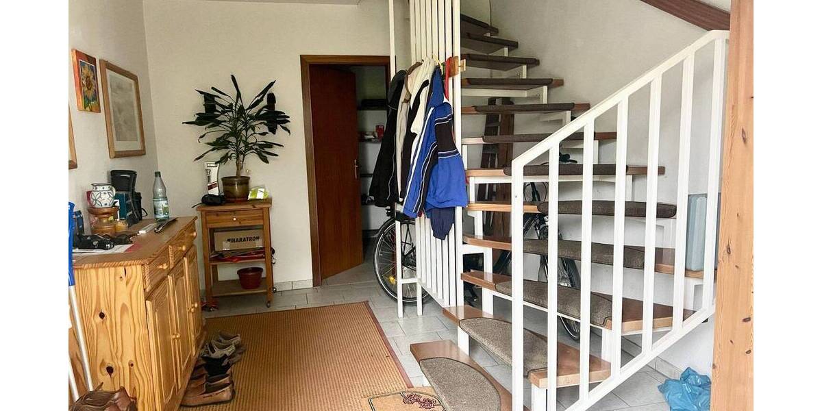 Doppelhaushälfte Jena Münchenroda - 8 Zimmer, 156 m&sup2;, 379.000&euro; | Angebot:26556786