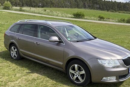Skoda Superb 378.387 km 3.300 &euro; Elleben 99334