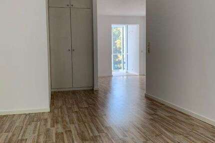 Wohnung Erfurt Johannesvorstadt - 2 Zimmer, 70 m&sup2;, 699&euro; | Angebot:27136849