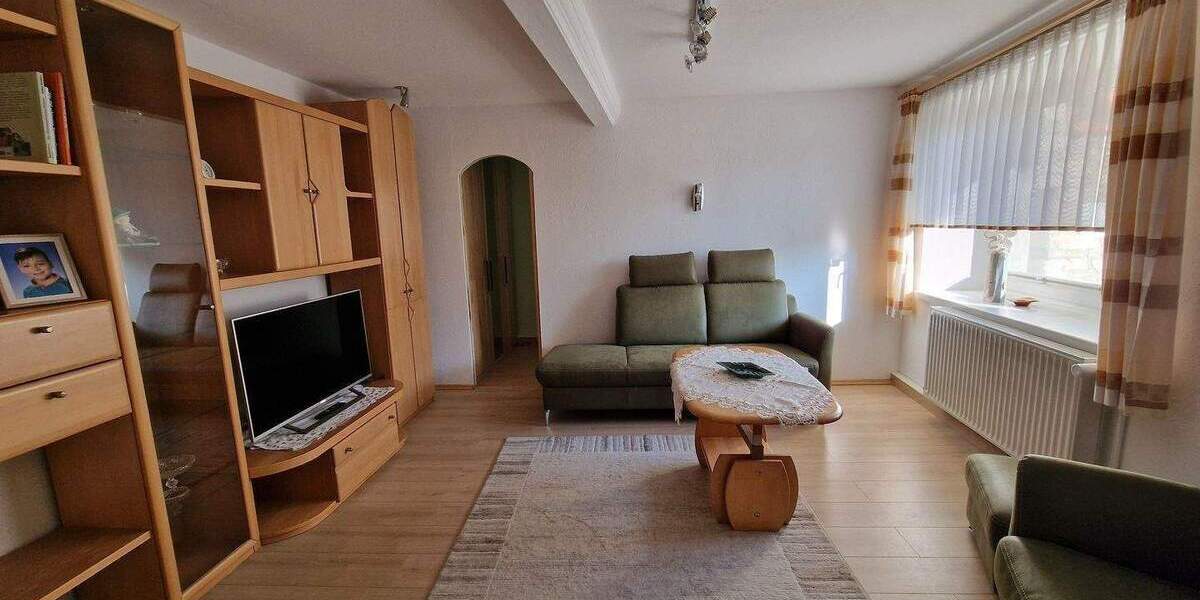 Einfamilienhaus Dornburg-Camburg Stöben - 7 Zimmer, 200 m&sup2;, 279.000&euro; | Angebot:25735325