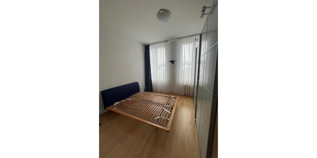 Etagenwohnung Apolda - 3 Zimmer, 99 m&sup2;, 750&euro; | Angebot:24624838