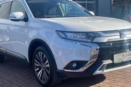 Mitsubishi Outlander 94.903 km 16.390 &euro; Apolda 99510