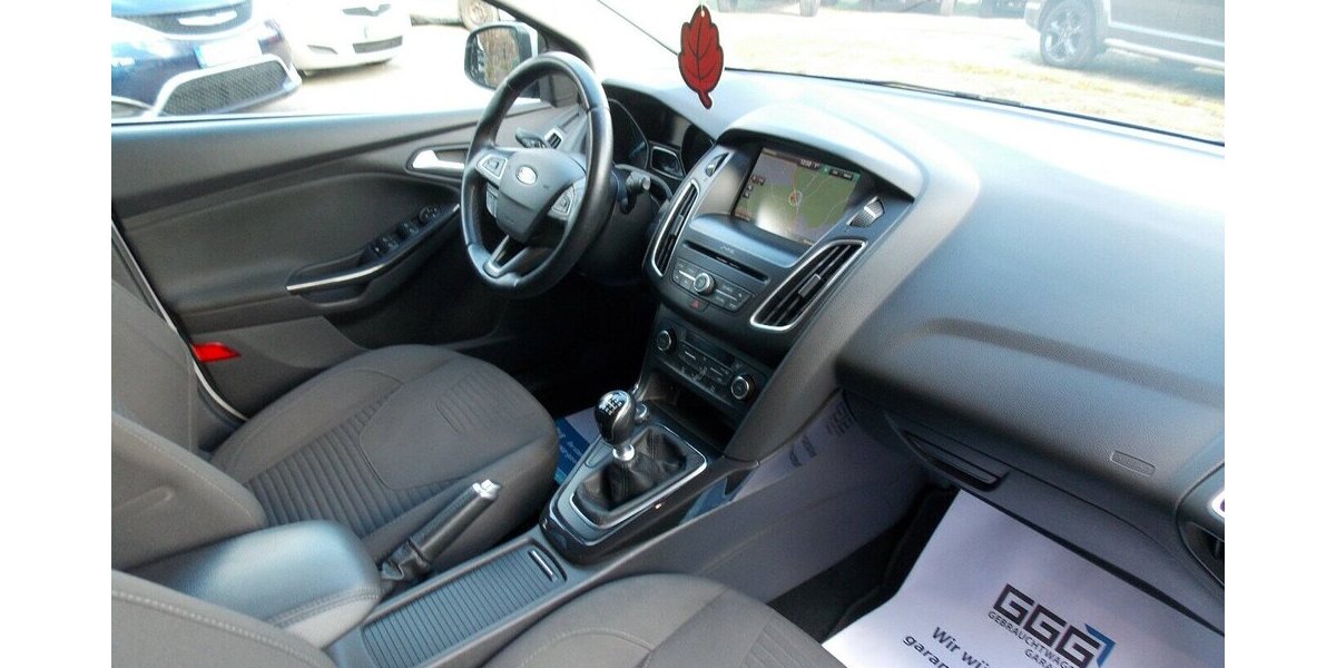 Ford Focus 1.5 Titanium Navi