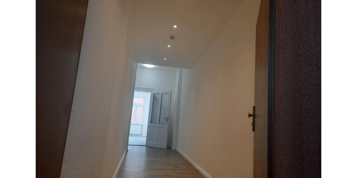 Etagenwohnung Erfurt - 4 Zimmer, 102 m&sup2;, 900&euro; | Angebot:26413437