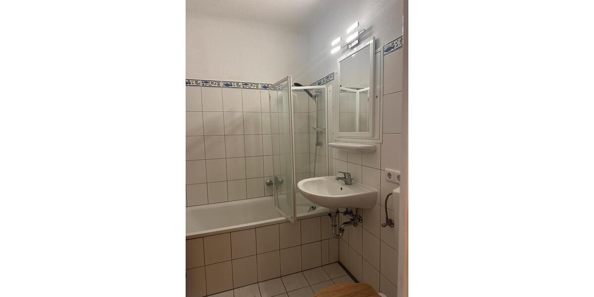 Etagenwohnung Sömmerda - 2 Zimmer, 62 m&sup2;, 655&euro; | Angebot:26033036