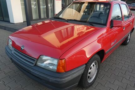 Opel Kadett 20.000 km 2.990 &euro; Erfurt 99087