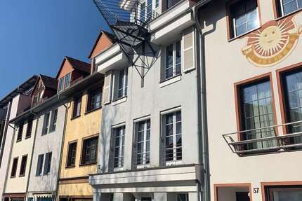 Haus Erfurt - 7 Zimmer, 300 m&sup2;, 975.000&euro; | Angebot:20290153