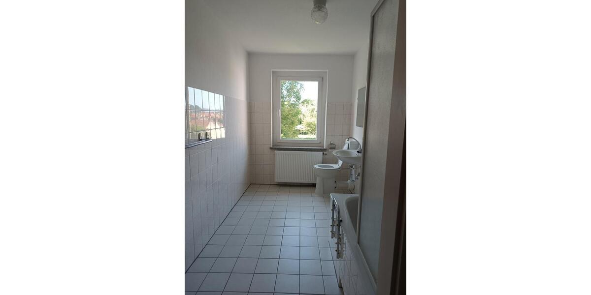 Etagenwohnung Kahla - 2 Zimmer, 55 m&sup2;, 98.000&euro; | Angebot:26983764