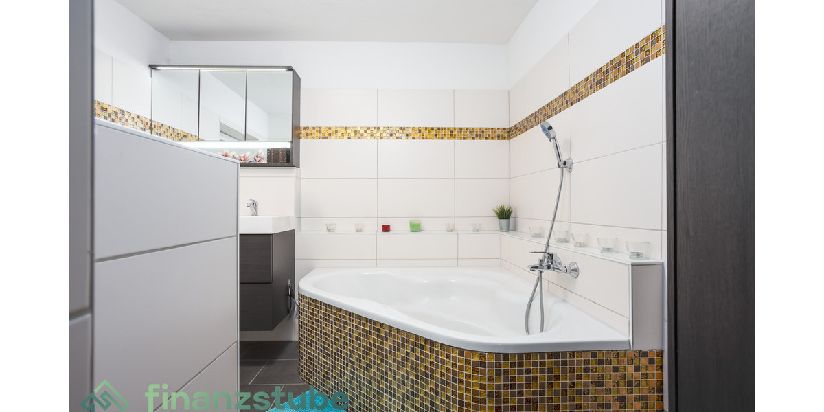 Einfamilienhaus Klettbach - 9 Zimmer, 234 m&sup2;, 399.000&euro; | Angebot:25836575