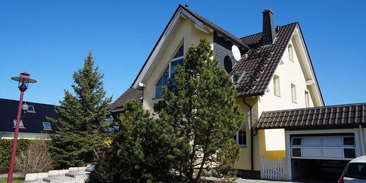 Mehrfamilienhaus, Wohnhaus Sömmerda - 6 Zimmer, 220 m&sup2;, 425.000&euro; | Angebot:25670573