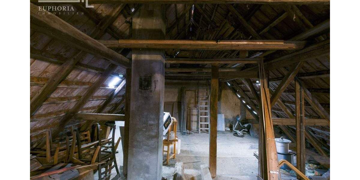 Einfamilienhaus Am Ettersberg Vippachedelhausen - 8 Zimmer, 160 m&sup2;, 75.000&euro; | Angebot:25679315