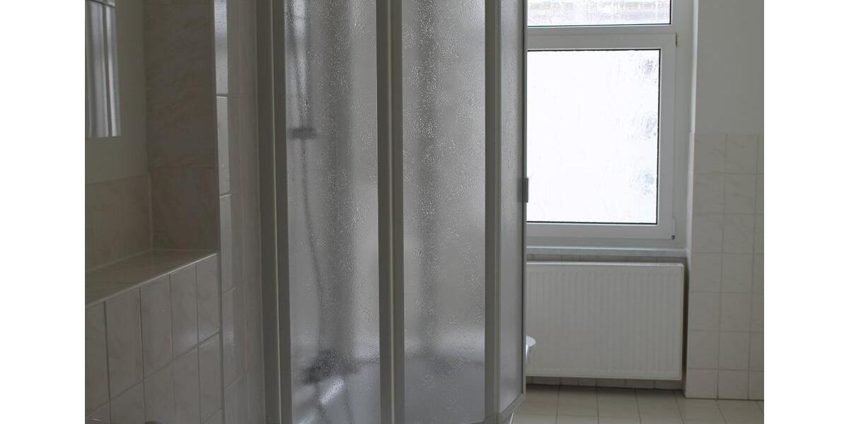 Etagenwohnung Erfurt Johannesplatz - 2 Zimmer, 63 m&sup2;, 570&euro; | Angebot:26498123