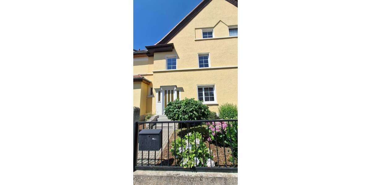 Einfamilienhaus Apolda - 5 Zimmer, 120 m&sup2;, 1.250&euro; | Angebot:27101210