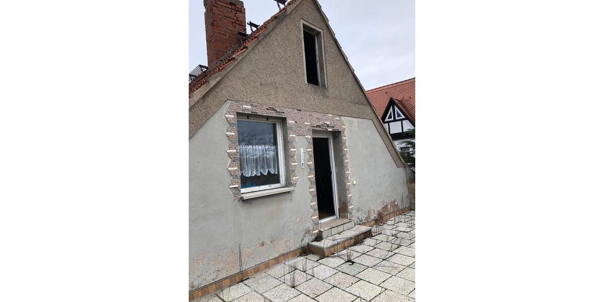 Einfamilienhaus Sömmerda - 7 Zimmer, 130 m&sup2;, 42.900&euro; | Angebot:25397514