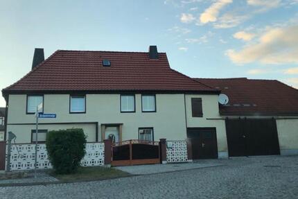 Haus Buttstädt - 9 Zimmer, 150 m&sup2;, 141.000&euro; | Angebot:25480383