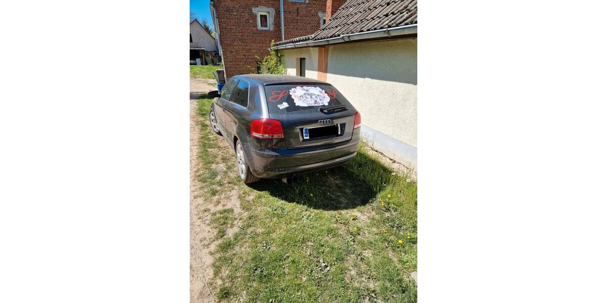 Audi A3 230.000 km 1.800 &euro; Am Ettersberg 99439