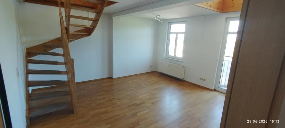 Dachgeschoßwohnung Apolda - 4 Zimmer, 900&euro; | Angebot:20274882