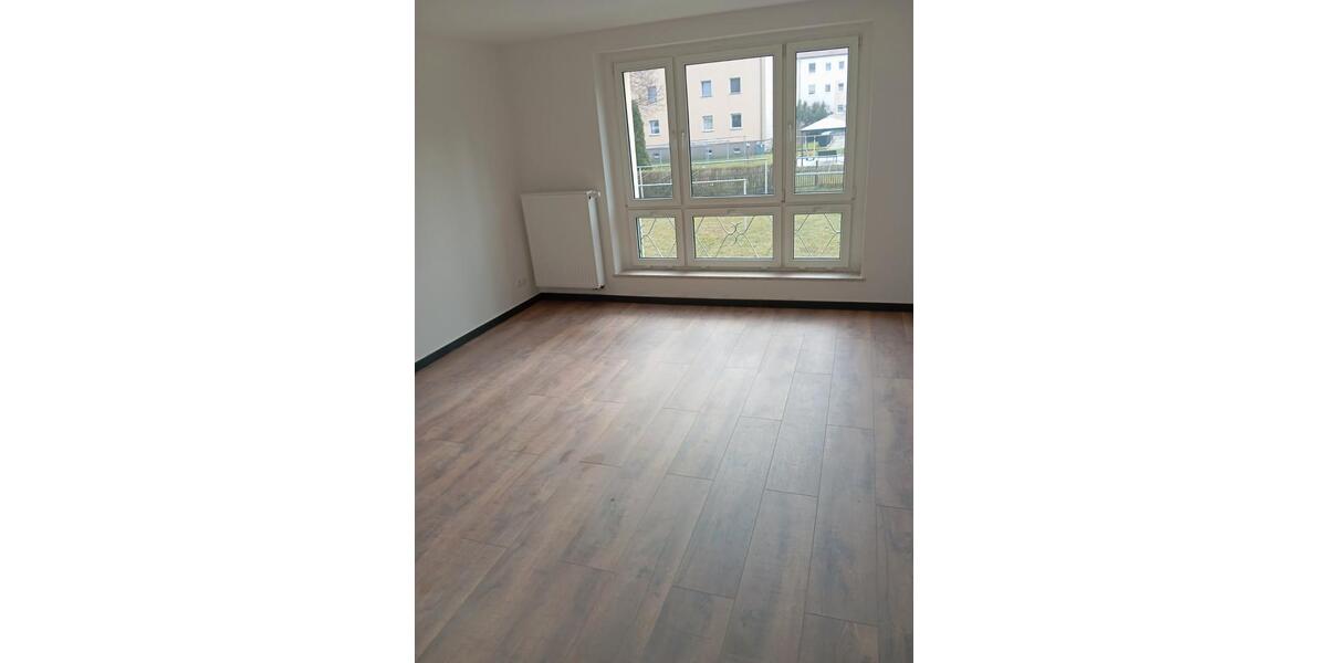 Etagenwohnung Apolda - 3 Zimmer, 65 m&sup2;, 600&euro; | Angebot:26016306