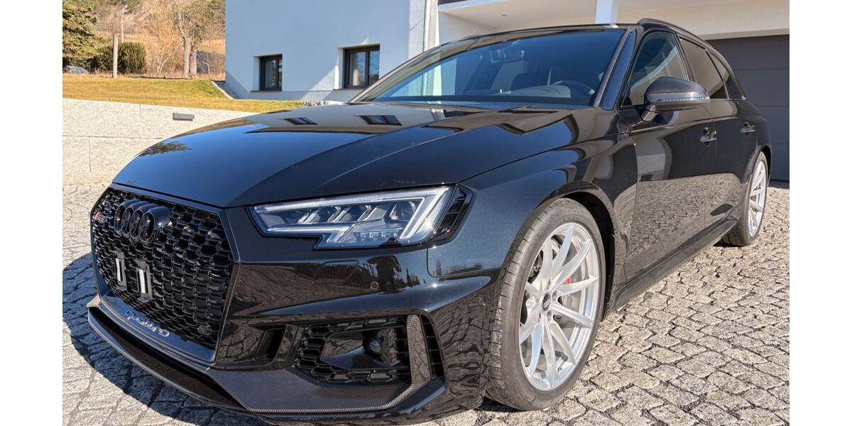 Audi RS4 15.256 km 60.990 &euro; Rudolstadt 07407