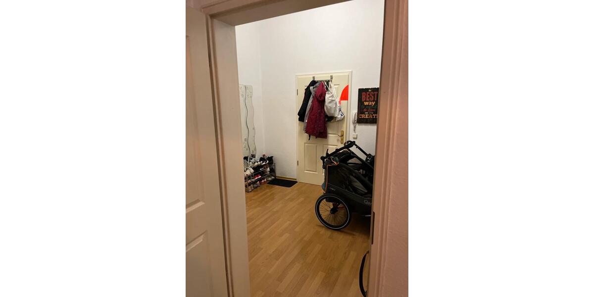 Erdgeschoßwohnung Jena Burgau - 4 Zimmer, 111 m&sup2;, 1.200&euro; | Angebot:26669577