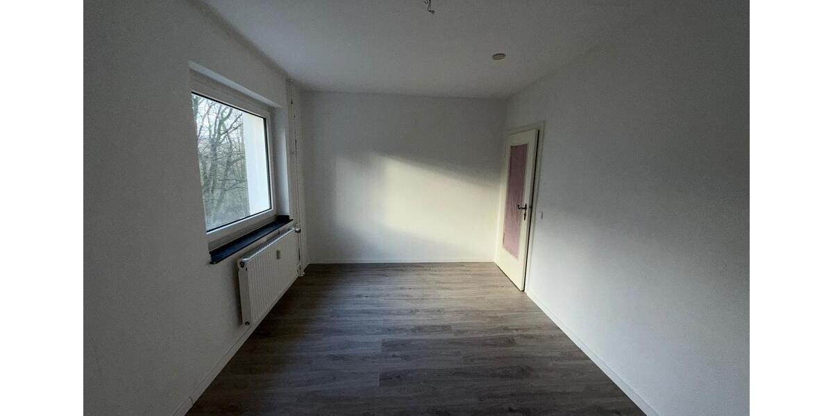 Etagenwohnung Bad Sulza - 2 Zimmer, 55 m&sup2;, 300&euro; | Angebot:26676864