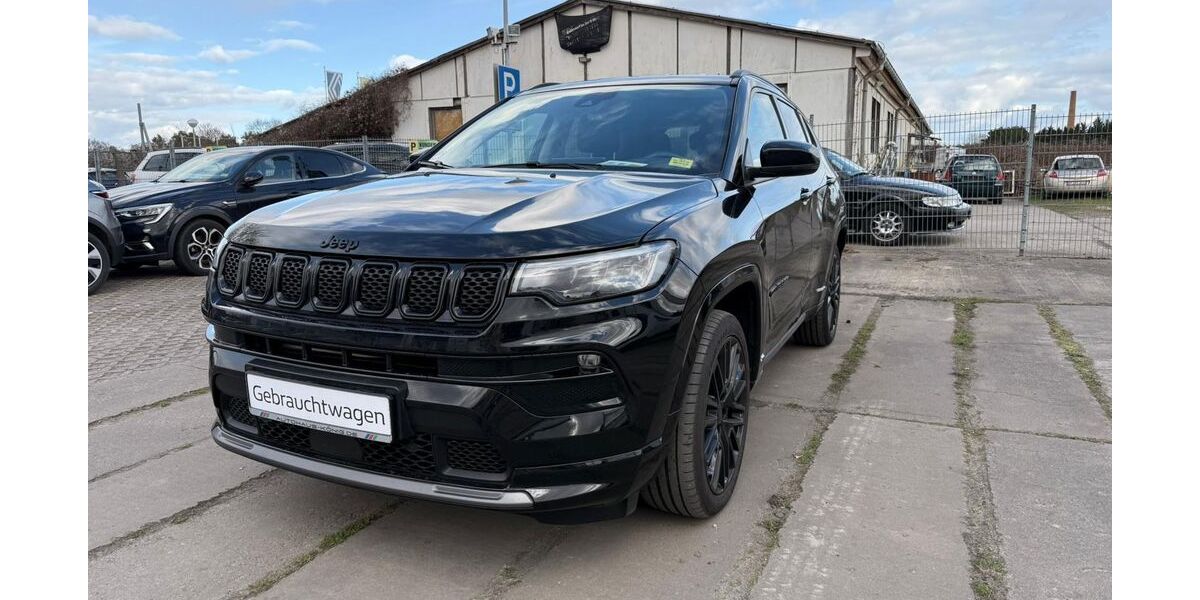 Jeep Compass 19.522 km 27.996 &euro; Erfurt 99099
