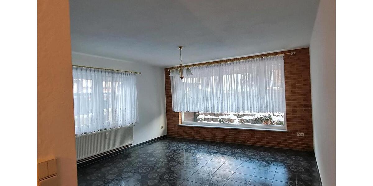 Erdgeschoßwohnung Kölleda - 3 Zimmer, 78 m&sup2;, 737&euro; | Angebot:25606641