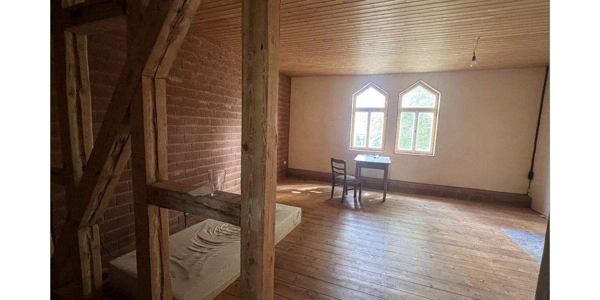 Bauernhaus, Landhaus Rudolstadt Nord - 4 Zimmer, 353 m&sup2;, 99.000&euro; | Angebot:25729292
