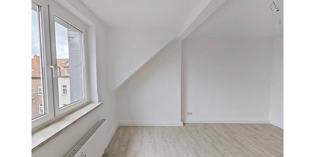 Dachgeschoßwohnung Erfurt Johannesplatz - 3 Zimmer, 72 m&sup2;, 648&euro; | Angebot:26647239
