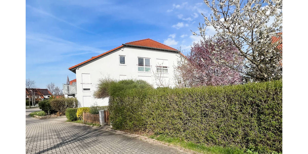 Etagenwohnung Erfurt / Urbich Urbich - 2 Zimmer, 51 m&sup2;, 582&euro; | Angebot:26568893