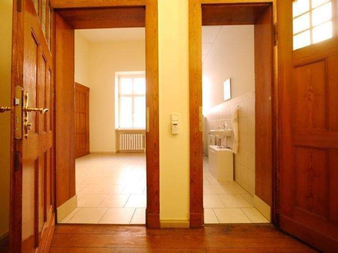 Gewerbeobjekt Weimar Nordvorstadt - 5 Zimmer, 155 m&sup2;, 935&euro; | Angebot:25797699