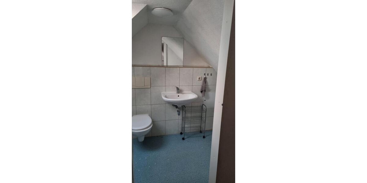 Dachgeschoßwohnung Jena Kernberge - 1 Zimmer, 28 m&sup2;, 290&euro; | Angebot:26234033