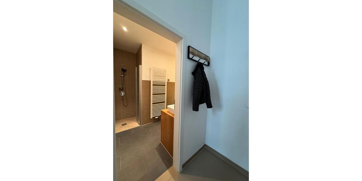 Etagenwohnung Jena - 2 Zimmer, 45 m&sup2;, 1.000&euro; | Angebot:19596805