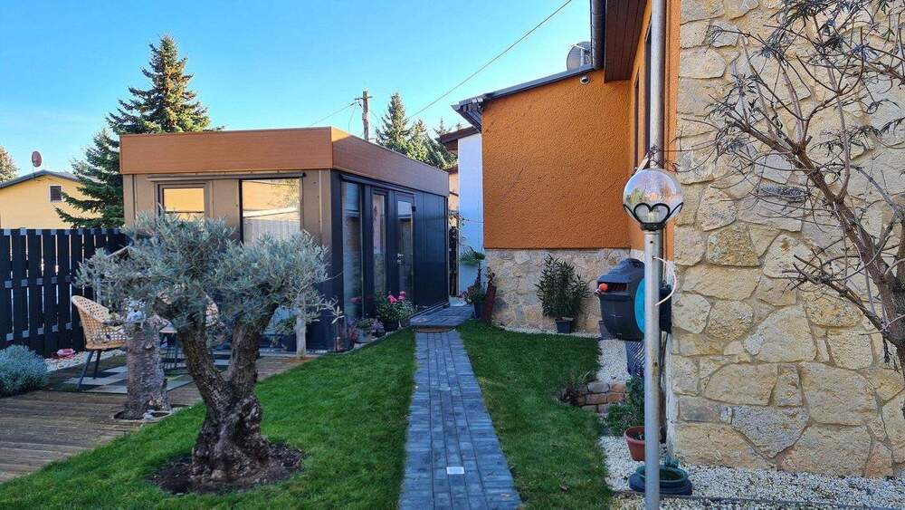 Einfamilienhaus Apolda - 1 Zimmer, 255 m&sup2;, 695.000&euro; | Angebot:25687297