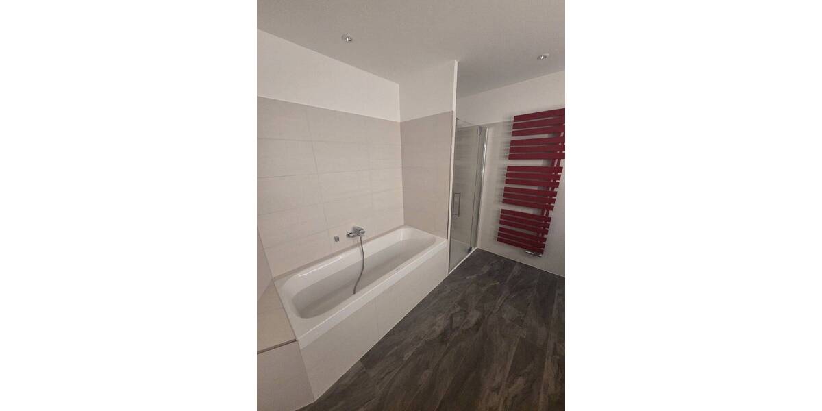 Etagenwohnung Erfurt Brühlervorstadt - 2 Zimmer, 76 m&sup2;, 1.170&euro; | Angebot:26643512