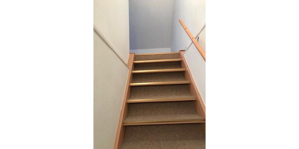 Etagenwohnung Jena Kernberge - 1 Zimmer, 23 m&sup2;, 305&euro; | Angebot:24859723